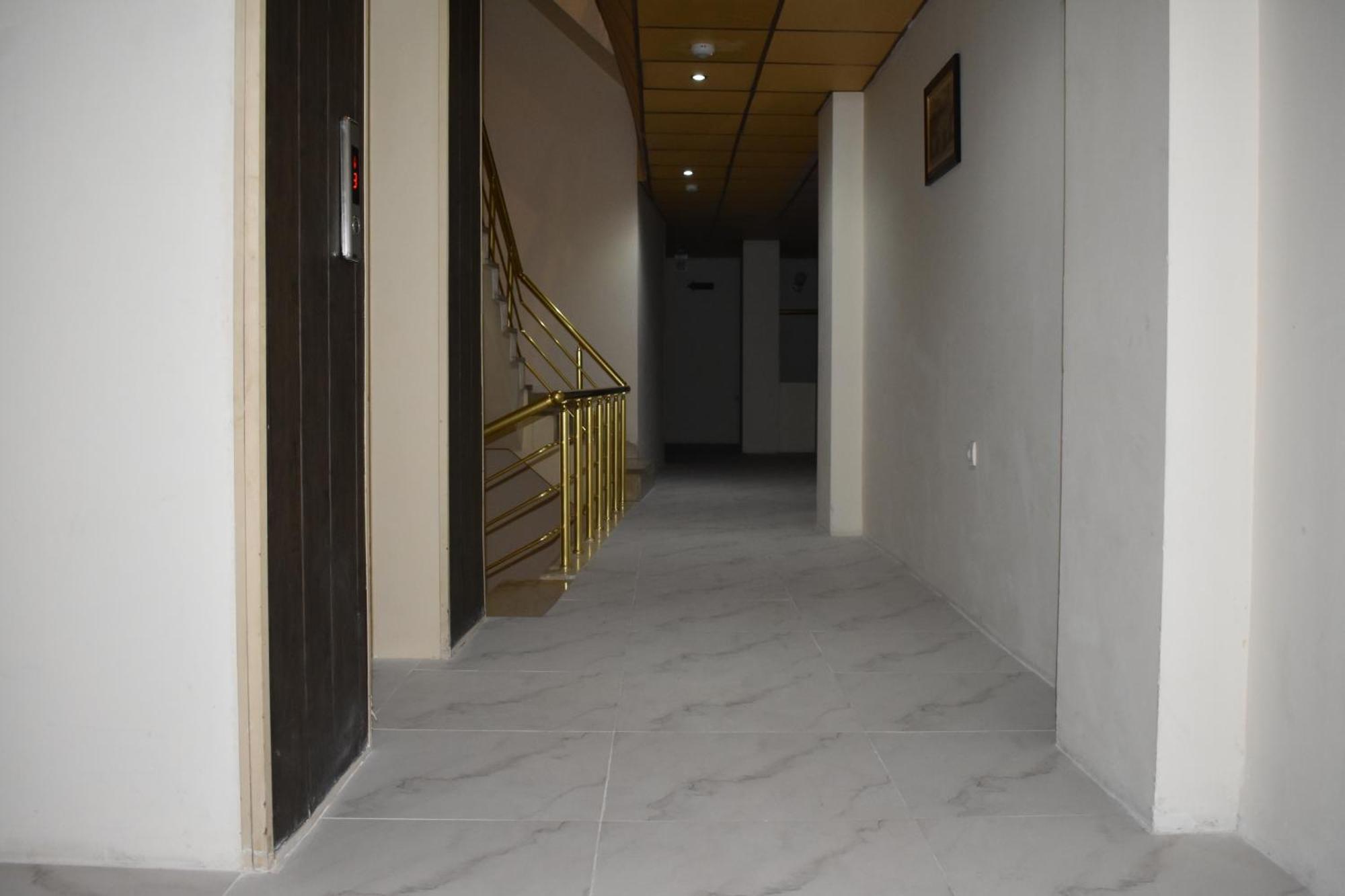 Hotel Sinaia Palace Erbil Exterior foto